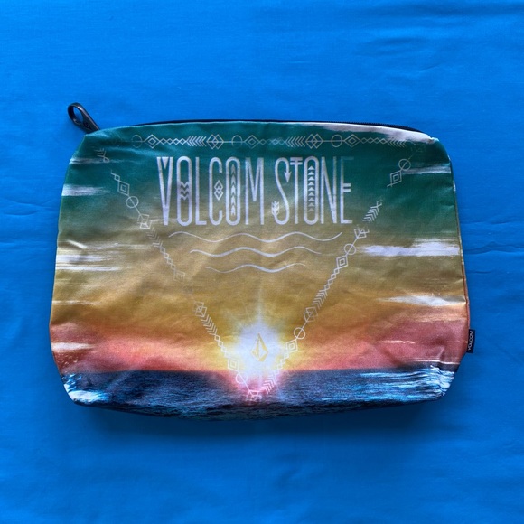 Volcom Art “Dusk to Dawn” Pouch - Picture 10 of 13